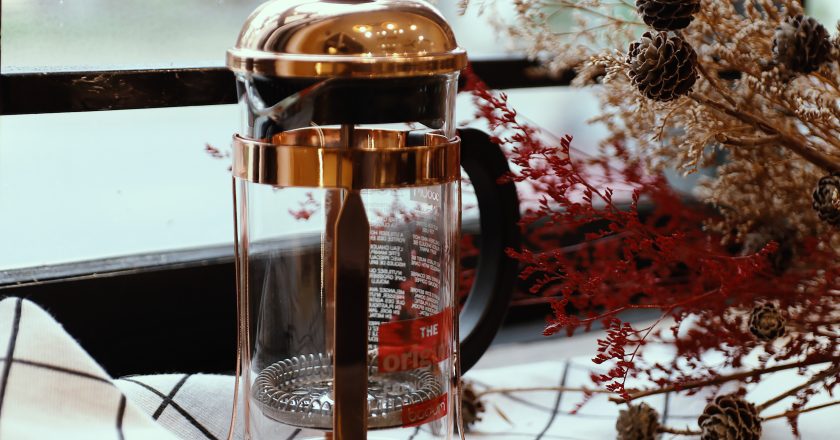 Bí quyết pha cà phê French press không bị cặn