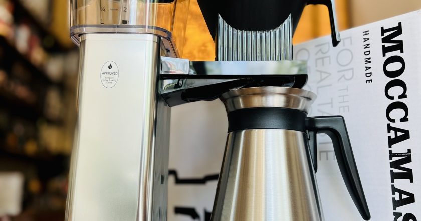 Máy pha drip Moccamaster KBGT 741 Polished Silver – Netherland