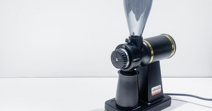 Máy xay cà phê Akirakoki Super M520A & 8 mức xay Cơ bản