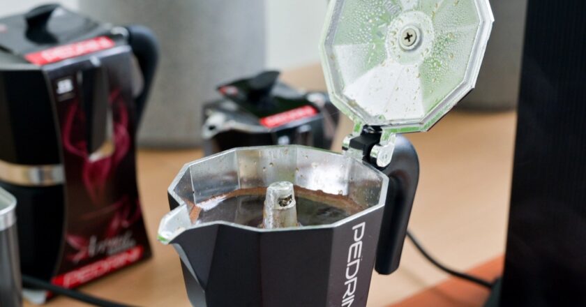 Đừng bỏ lỡ cơ hội sở hữu ấm pha cà phê Moka Pot Pedrini cho căn bếp nhà bạn