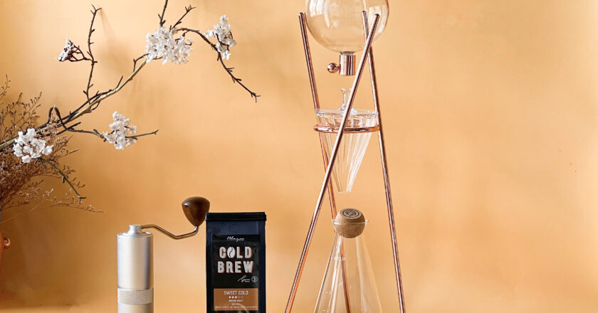 Trải nghiệm hương vị cà phê lạnh độc đáo với Bộ Quà Tặng Tết Hero Chill Brew Kit