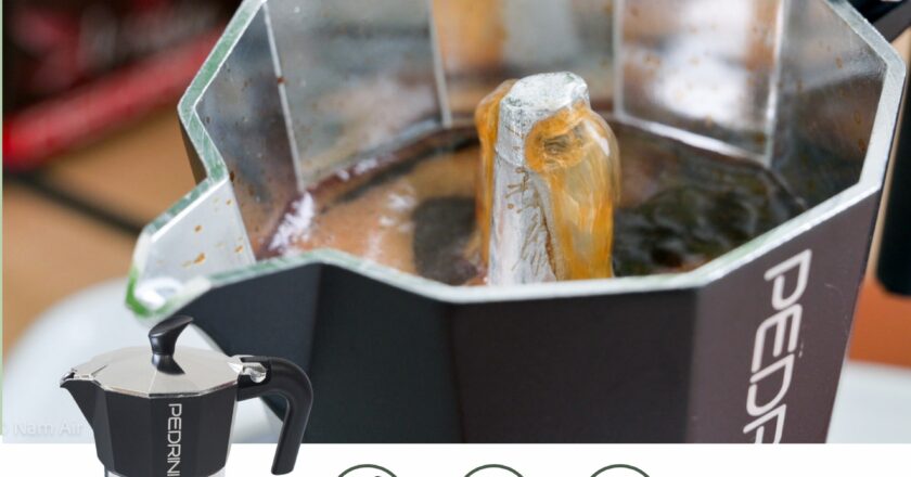 Trải nghiệm hương vị cà phê đậm đà với Ấm Moka Pot Pedrini Aroma