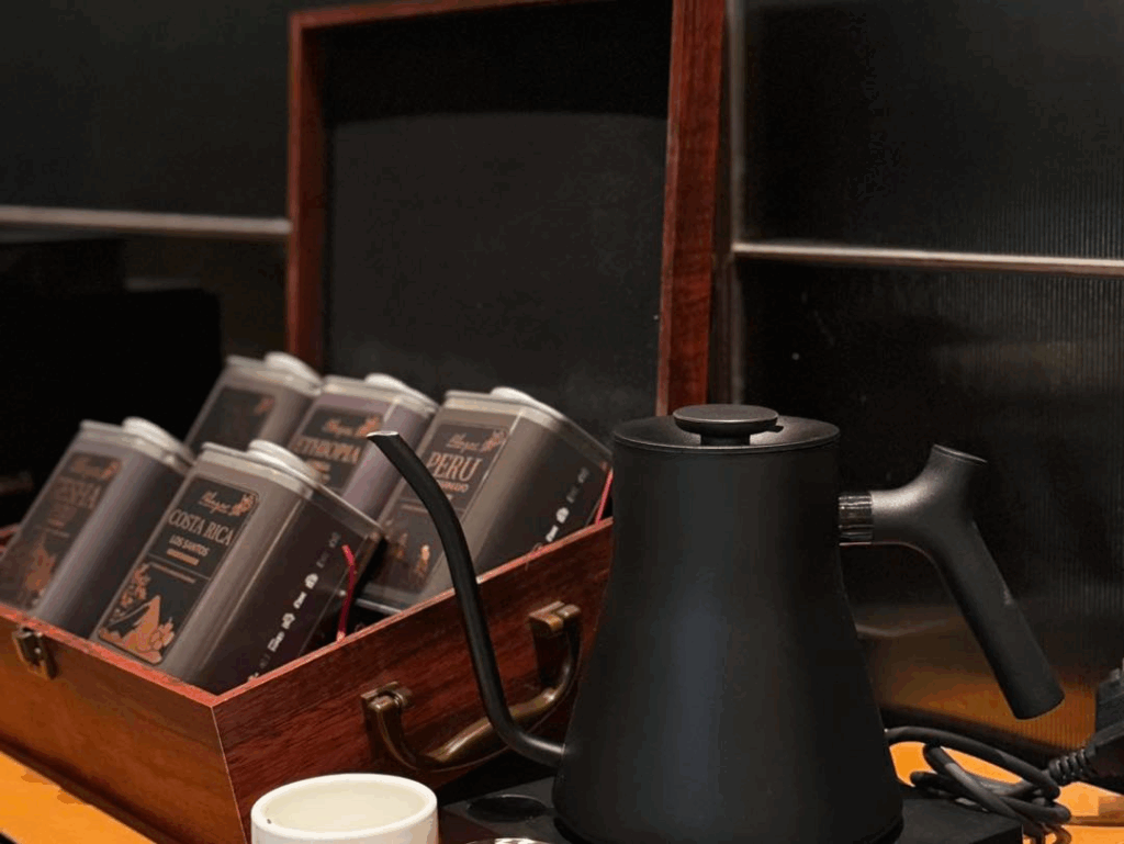 Thông điệp: mỗi ly cà phê đặc sản là một hành trình của sự tập trung, sáng tạo và kết nối bền vững.